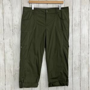 Apt. 9 Utility Green Modern Capris Minimalist Summer Cropped Pants Career Casual